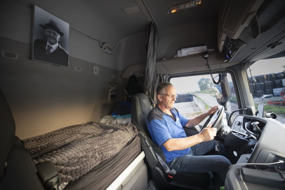 In de vrachtwagen